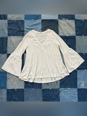 Free People Bell Sleeve Parisian Nights White Eyelet Thermal Waffle Knit Boho M